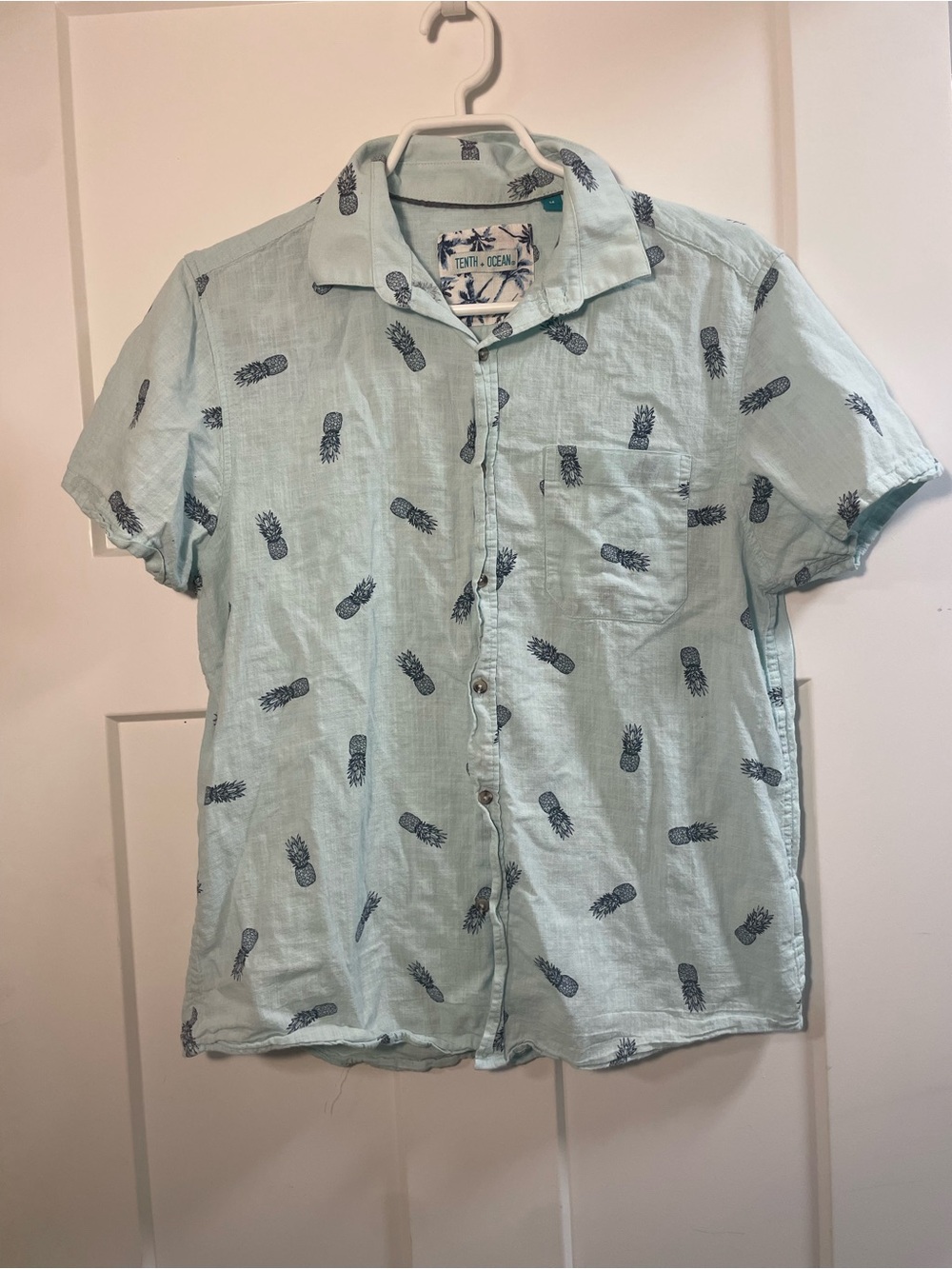 Men’s Button Down Pineapple Shirt